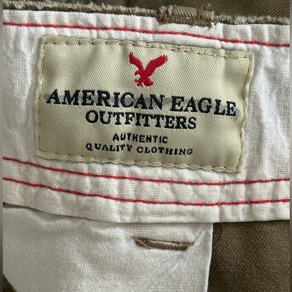 American Eagle Outfitters Khaki Tan Distressed Heavy Duty Cargo Shorts Size 36 - Picture 4 of 9